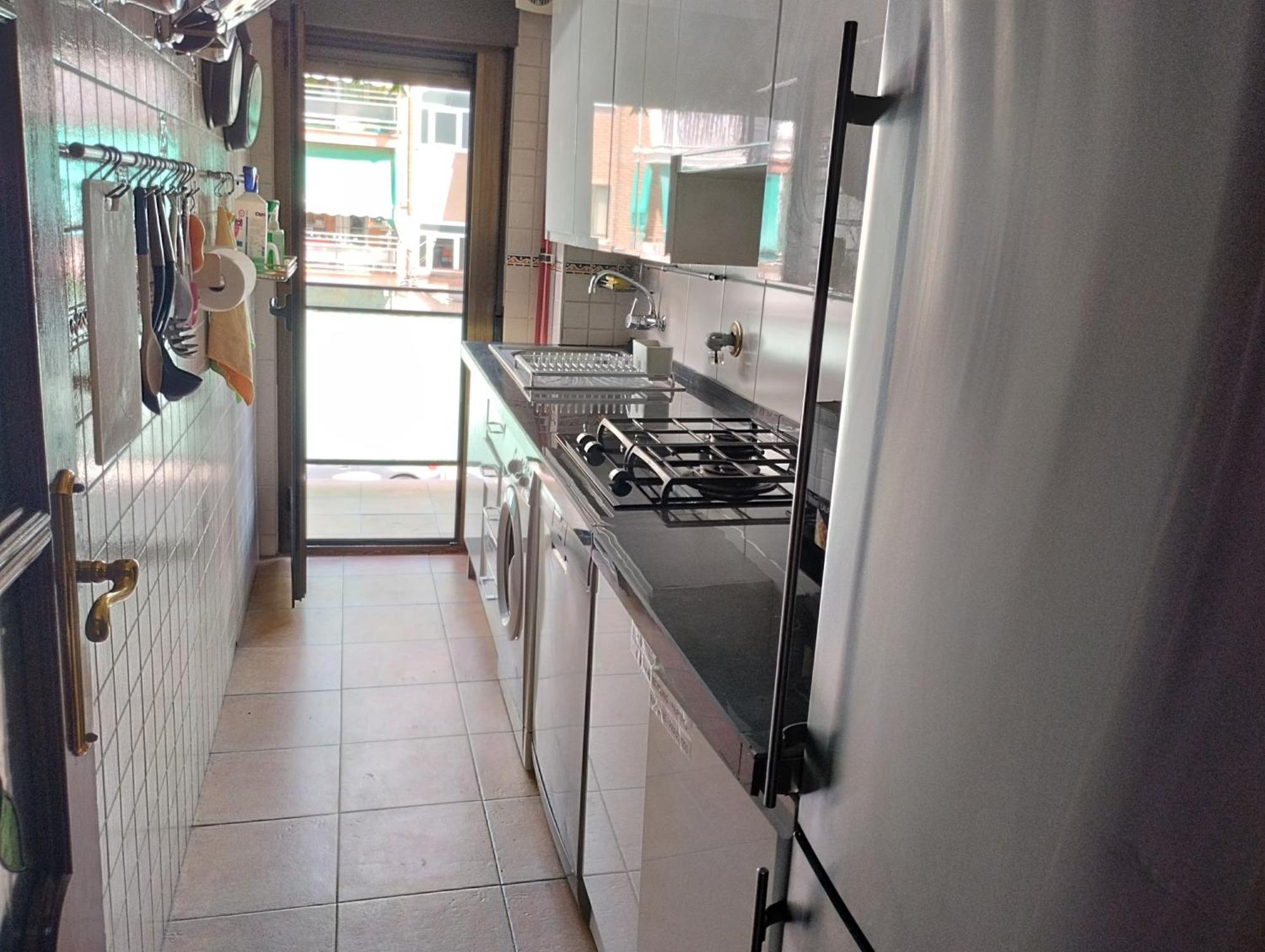 Habitaciones Individuales En Apartamento Мадрид Экстерьер фото
